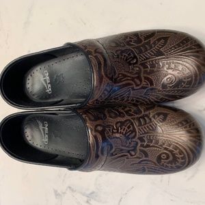 Dansko Womens Professional Mule Size 38